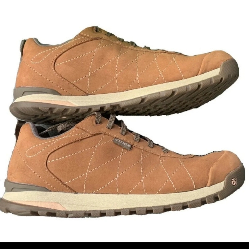 New without box Oboz low leather hiking shoe size 9